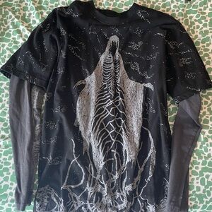 Y2K metal emo tee, size medium, brand new
